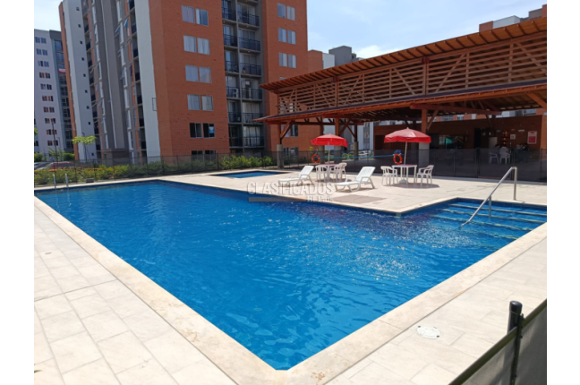 Apartamentos, Venta, Tierralinda del Lago - $262.000.000