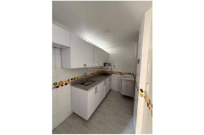 Apartamentos, Venta, Primero de Mayo - $212.000.000