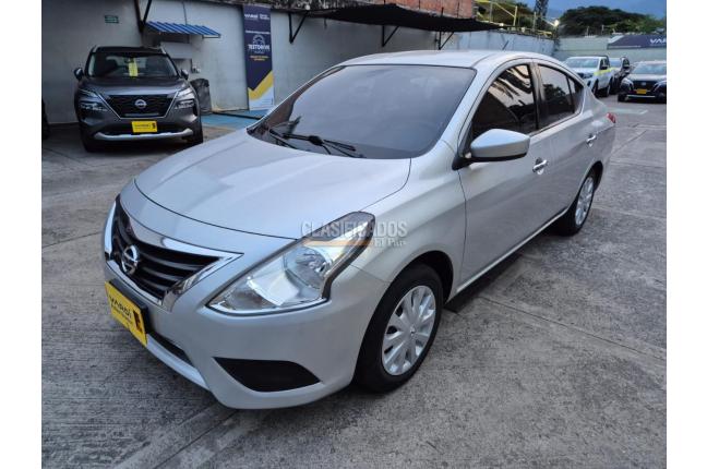 Nissan Versa 2017