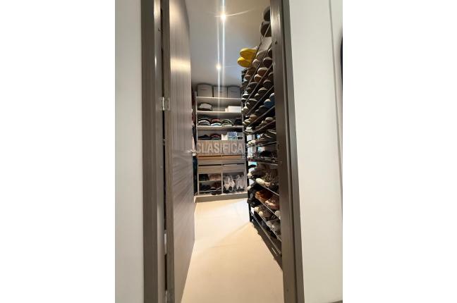 Apartamentos, Venta, Cristales - $880.000.000