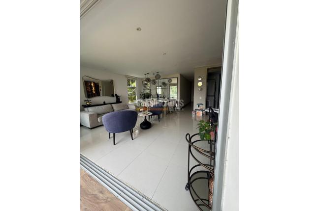 Apartamentos, Venta, Cristales - $880.000.000