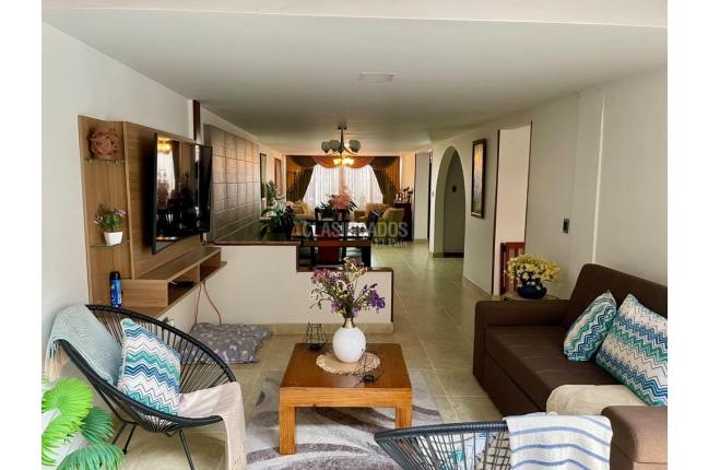 Casas, Venta, La Merced - $850.000.000