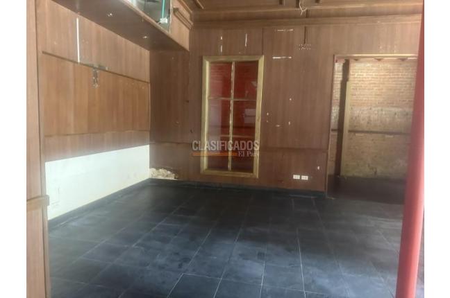 Locales y Bodegas, Alquiler, Granada - $12.000.000