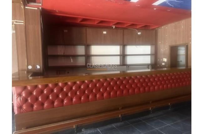 Locales y Bodegas, Alquiler, Granada - $12.000.000