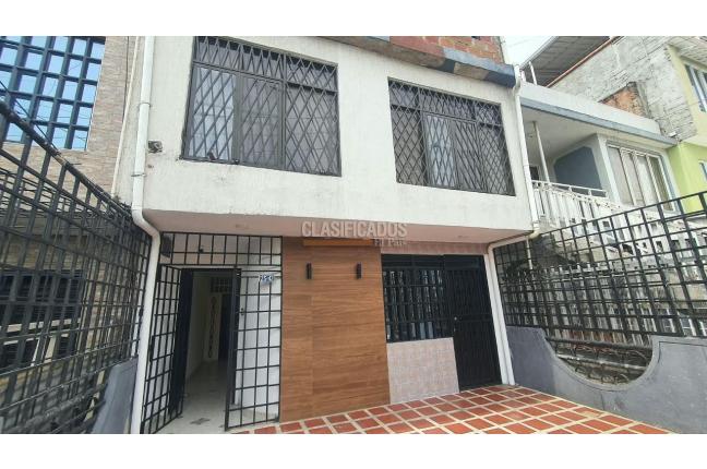 Apartaestudios, Alquiler, 20 de Julio - $850.000