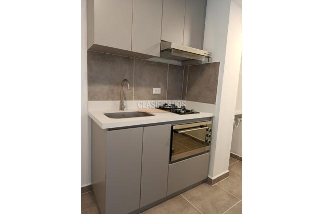 Apartaestudios, Alquiler, Dos Quebradas - $1.300.000