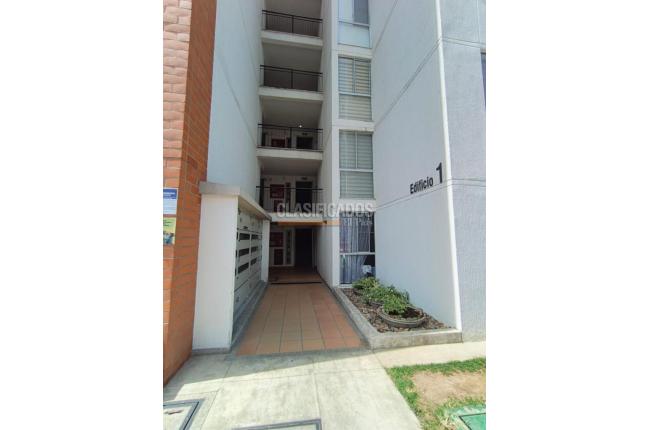 Apartamentos, Alquiler en Ciudad Melendez