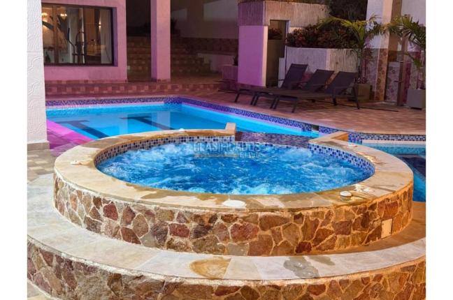 Casas, Alquiler, Ciudad Jardín - $250.000