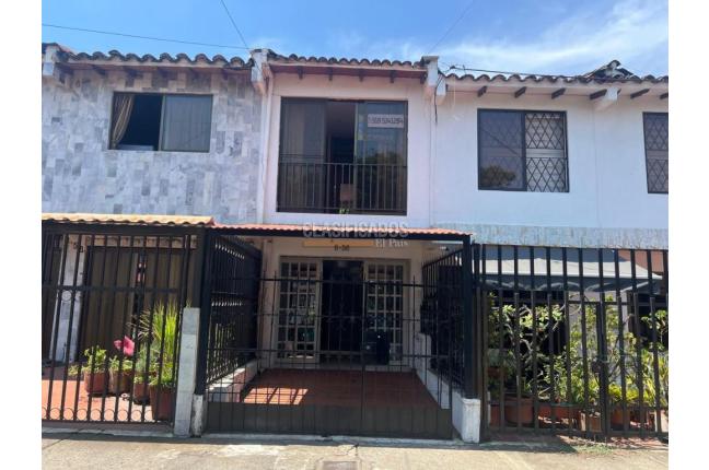Casas, Alquiler en Capri