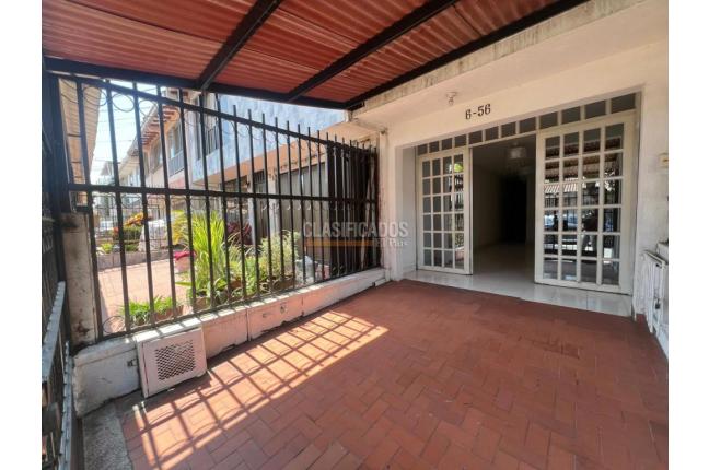 Casas, Alquiler, Capri - $1.600.000
