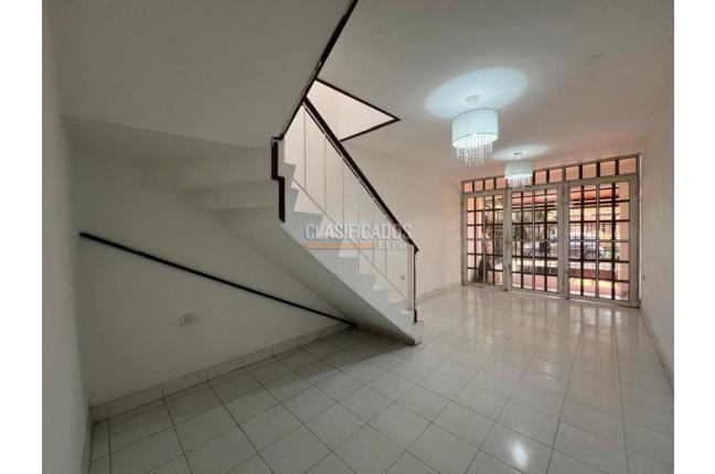 Casas, Alquiler, Capri - $1.600.000