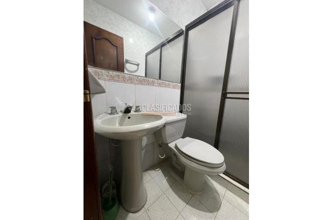 Casas, Alquiler, Capri - $1.600.000