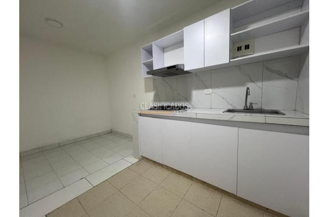 Casas, Alquiler, Capri - $1.600.000