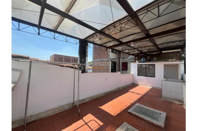 Casas, Alquiler, Capri - $1.600.000