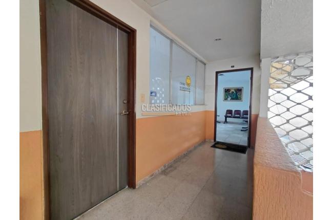Oficinas y Consultorios, Alquiler, Versalles - $1.900.000