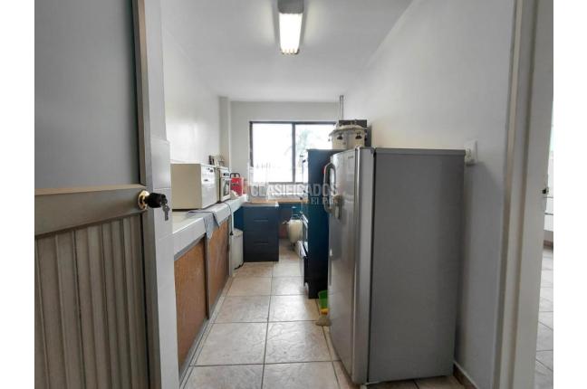 Oficinas y Consultorios, Alquiler, Versalles - $1.900.000