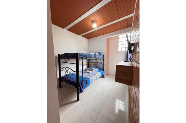 Casas, Venta, Ginebra - $470.000.000