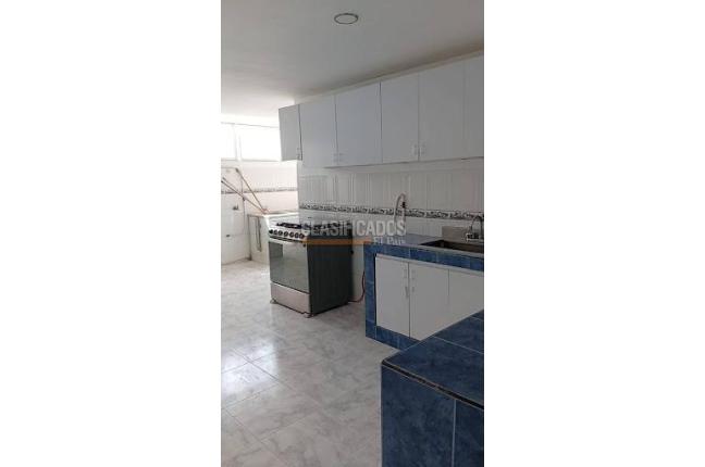 Apartamentos, Alquiler, Versalles - $4.000.000
