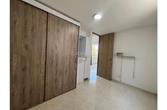 Apartamentos, Alquiler, Candelaria - $830.000