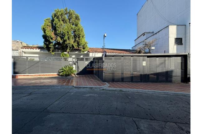 Casas, Venta en Santa Mónica Residencial