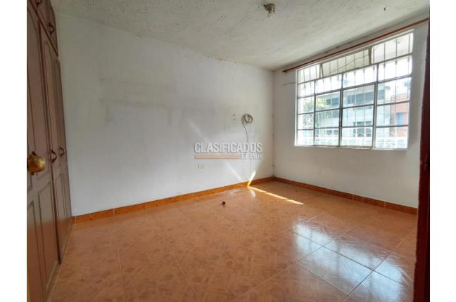 Casas, Alquiler, Granada - $5.000.000