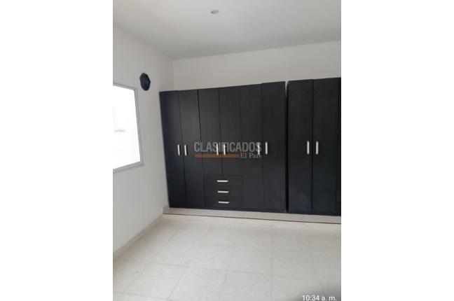Edificios, Alquiler, Versalles - $900.000
