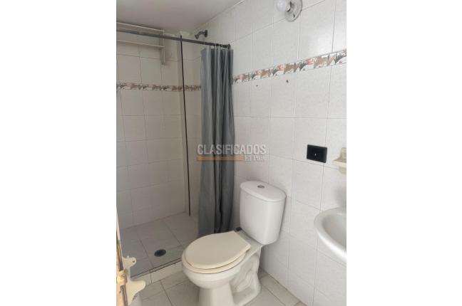Edificios, Alquiler, Versalles - $900.000