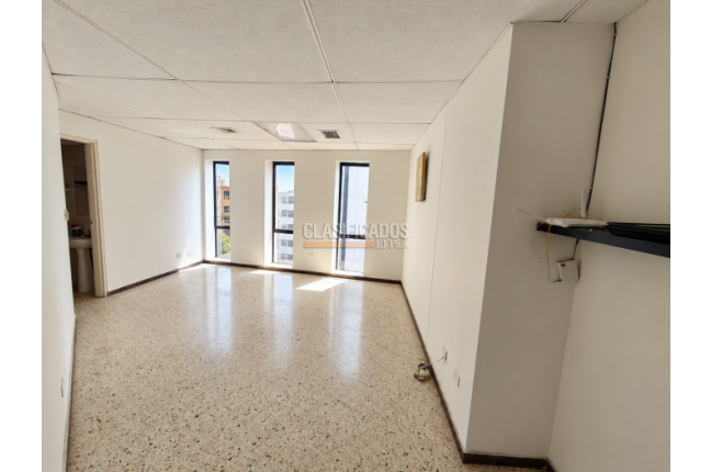 Oficinas y Consultorios, Venta, San Pedro - $330.000.000