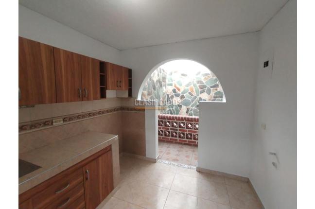 Casas, Alquiler, El Bosque - $2.700.000
