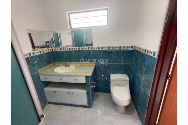 Casas, Alquiler, El Bosque - $2.700.000