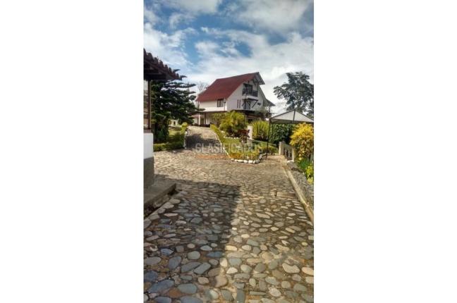 Fincas y Casas Campestres, Venta en Calima (Darién)