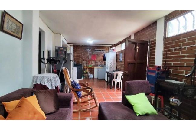 Apartamentos, Venta, Alcázares - $200.000.000