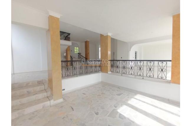 Casas, Venta, Yumbo - $4.300.000.000