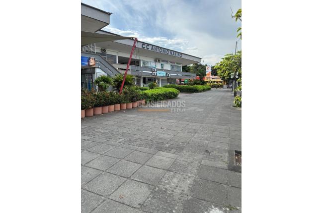 Locales y Bodegas, Venta, Centro Ccial. Antonio Nariño - $250.000.000