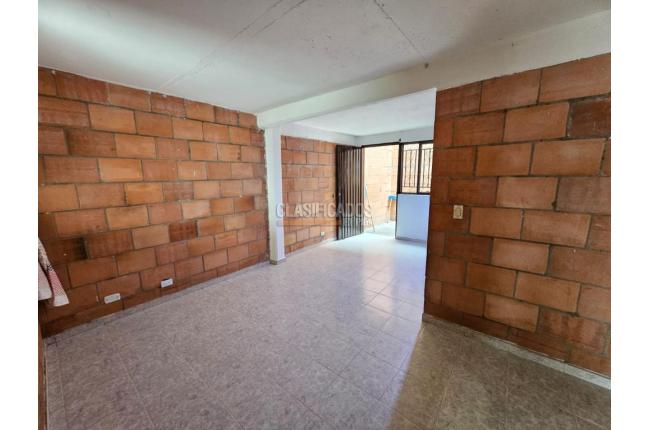Casas, Alquiler en Palmira