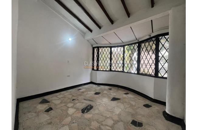 Casas, Alquiler, Capri - $3.500.000