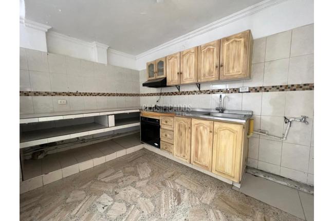 Casas, Alquiler, Capri - $3.500.000