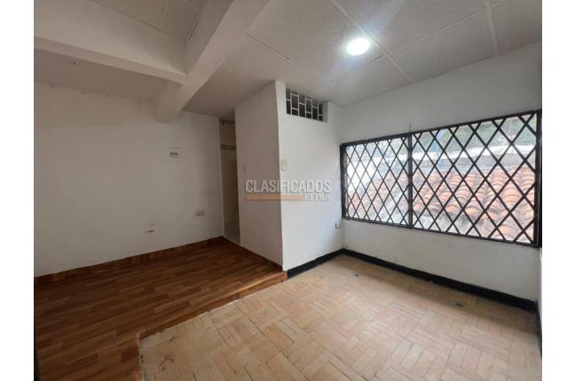 Casas, Alquiler, Capri - $3.500.000