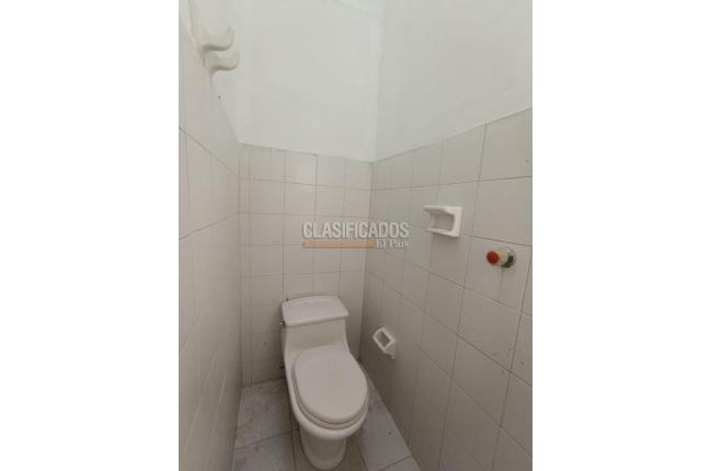 Locales y Bodegas, Alquiler, La Flora - $3.500.000