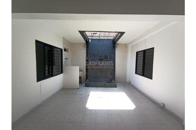Locales y Bodegas, Alquiler, La Flora - $5.500.000