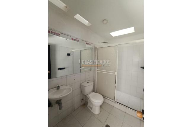 Locales y Bodegas, Alquiler, La Flora - $5.500.000