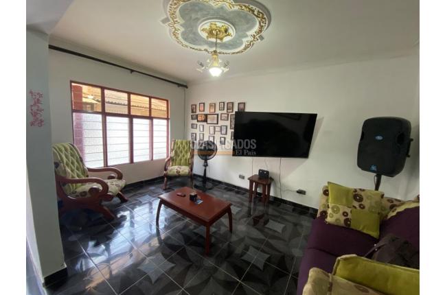 Casas, Venta en Palmira