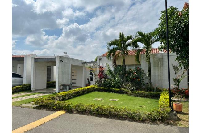 Casas, Venta en El Castillo