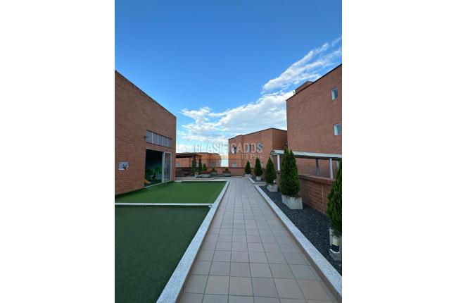 Apartamentos, Venta, Cristales - $925.000.000