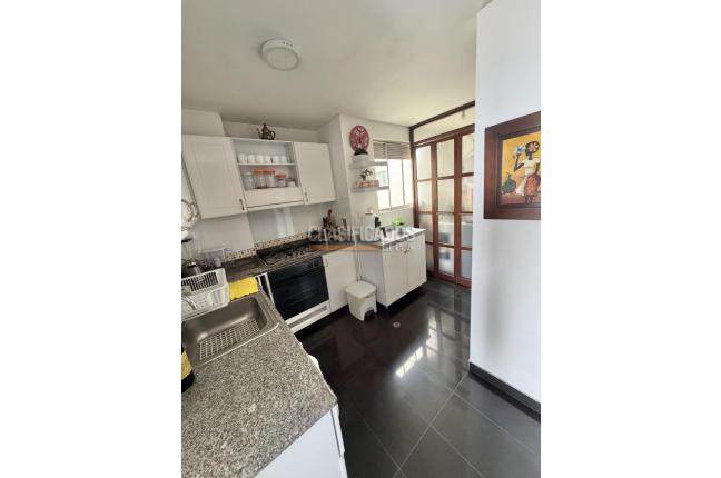 Apartamentos, Alquiler, Cristales - $6.000.000