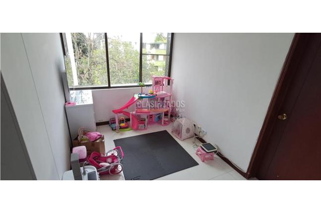 Apartamentos, Venta, Multicentro - $730.000.000