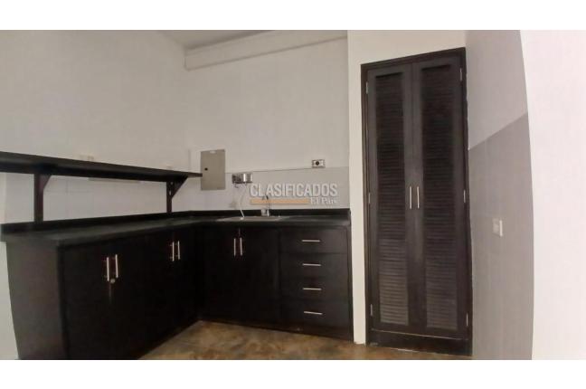 Locales y Bodegas, Alquiler, El Bosque - $14.000.000