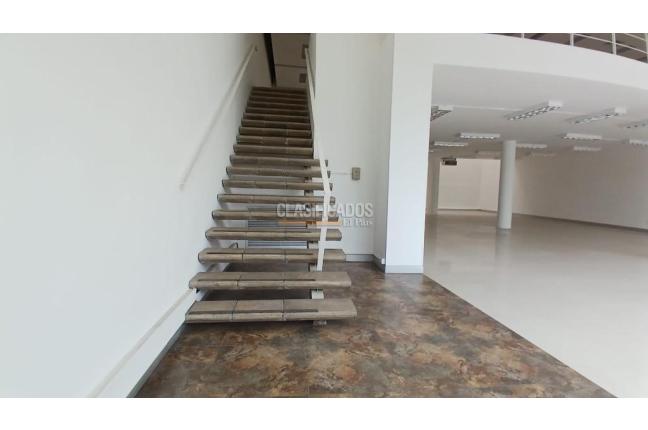 Locales y Bodegas, Alquiler, El Bosque - $14.000.000