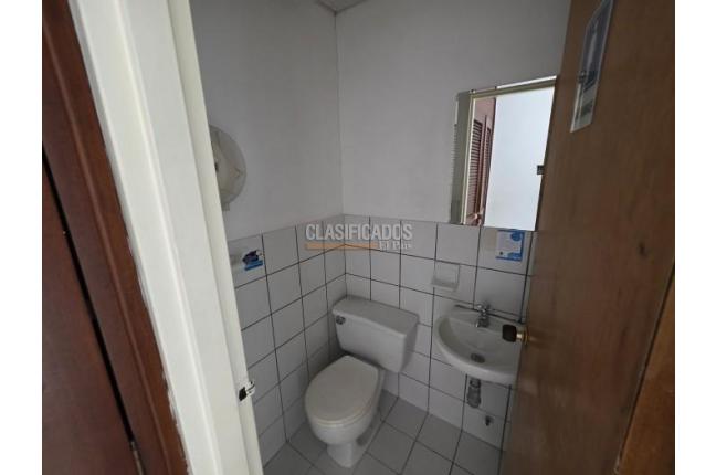 Oficinas y Consultorios, Alquiler, Granada - $3.300.000