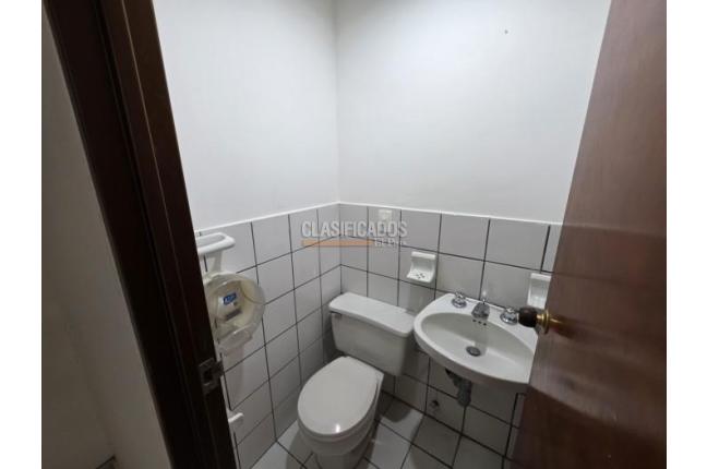 Oficinas y Consultorios, Alquiler, Granada - $3.300.000